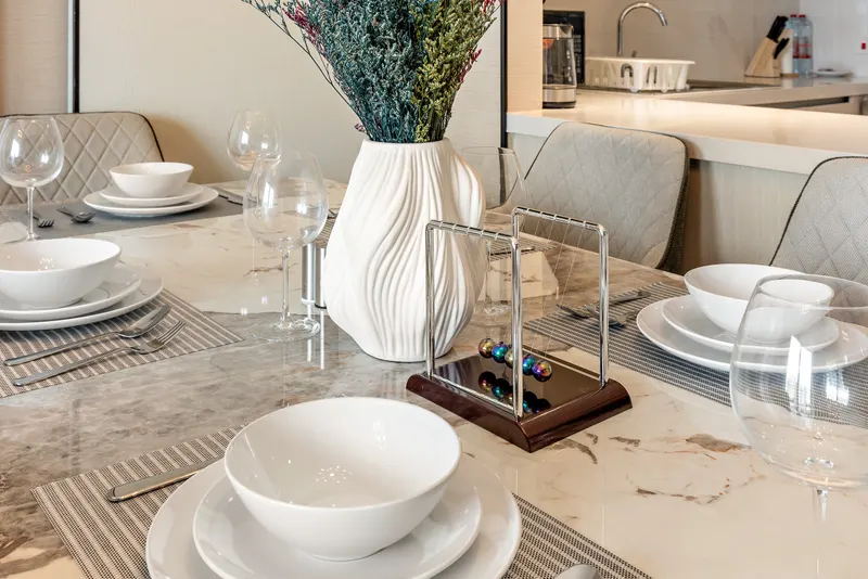 Light & Breezy Apt: Near Ferrari World & Yas Mall