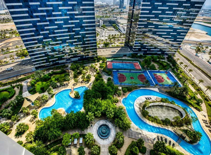 Polished Haven in Gate Tower: Pool & Gym Access