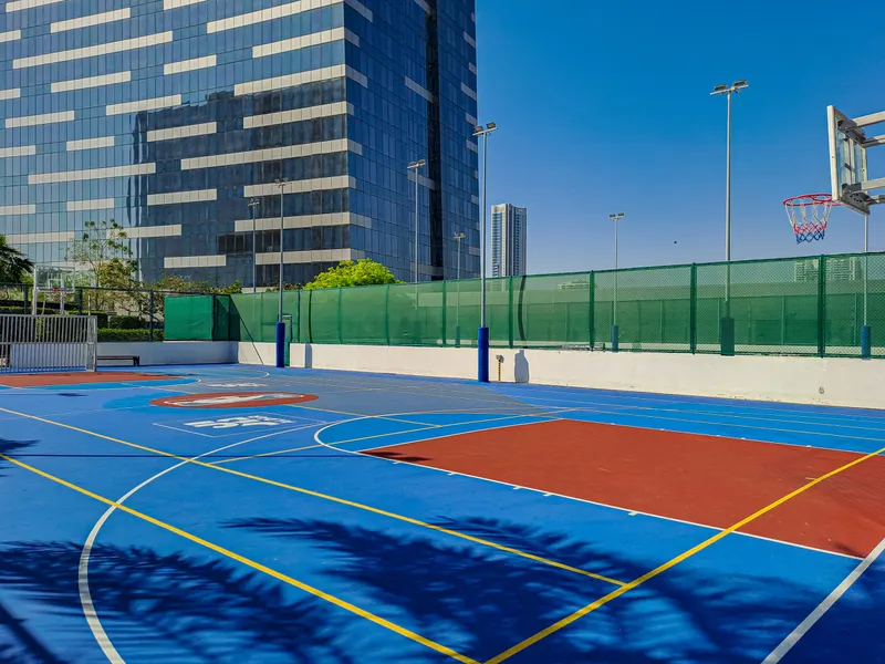 Elevate Your Stay: Scenic Views, Pool & Gym Access
