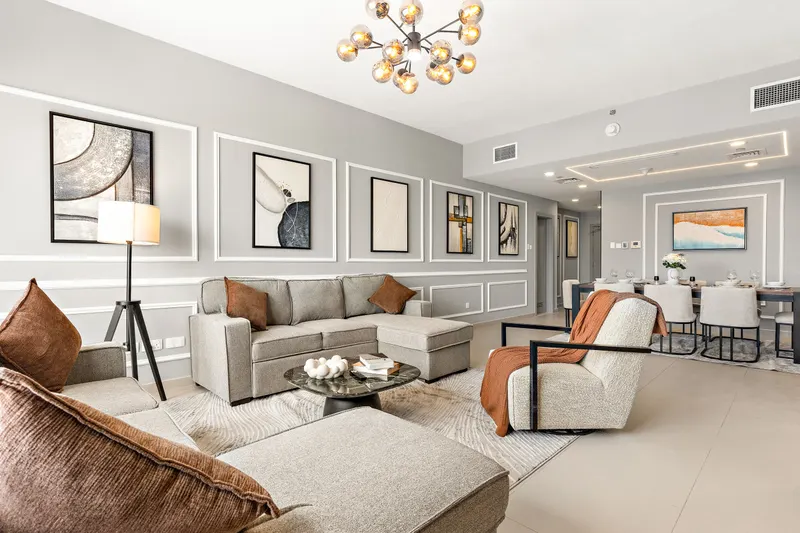 Elevate Your Stay: Scenic Views, Pool & Gym Access
