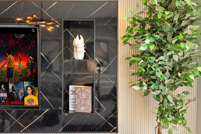 Elevate Your Stay: Scenic Views, Pool & Gym Access