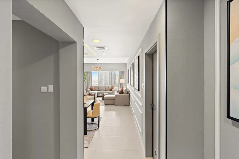 Elevate Your Stay: Scenic Views, Pool & Gym Access