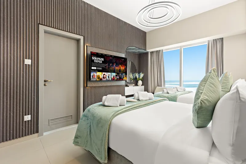 Elevate Your Stay: Scenic Views, Pool & Gym Access
