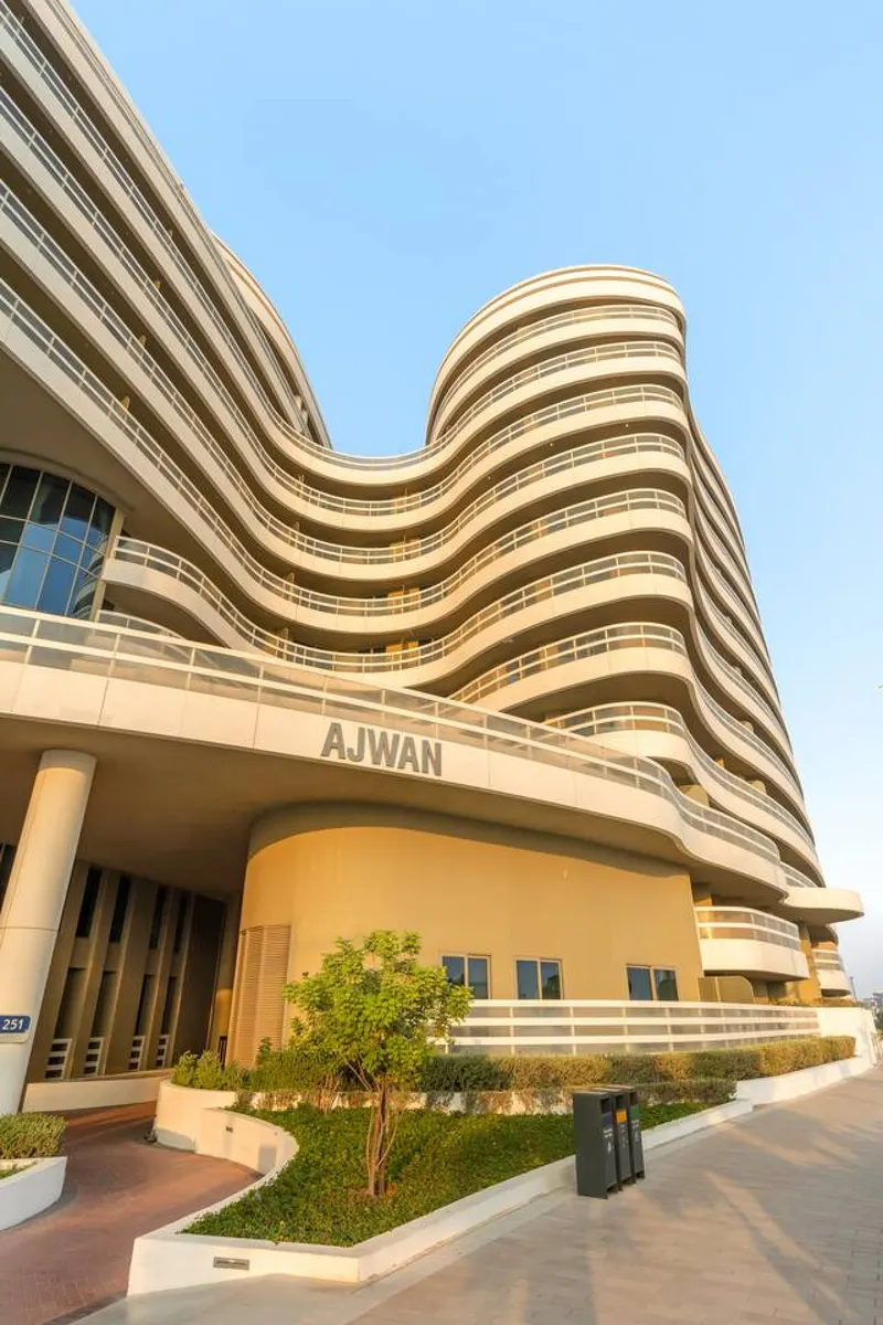 Luxury Apt w/ Seaview, Saadiyat Island