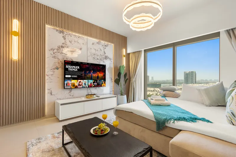 Sophisticated Living in Gate Tower: Pool & Gym