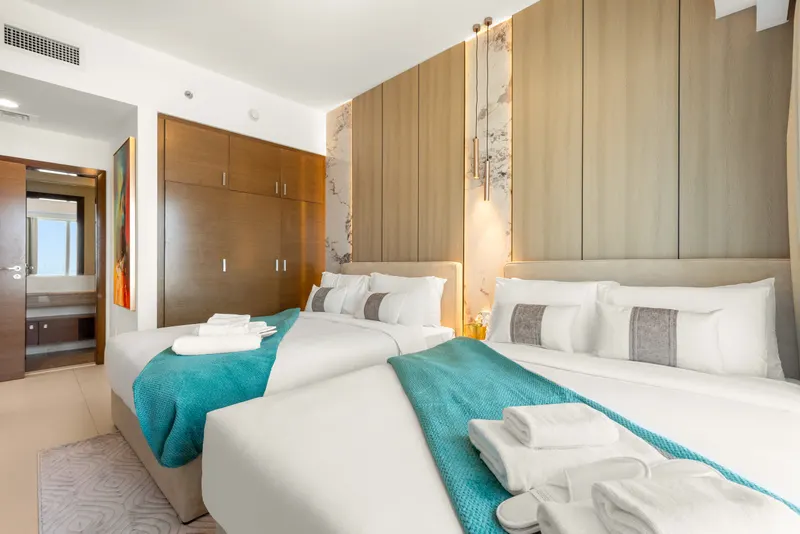 Sophisticated Living in Gate Tower: Pool & Gym