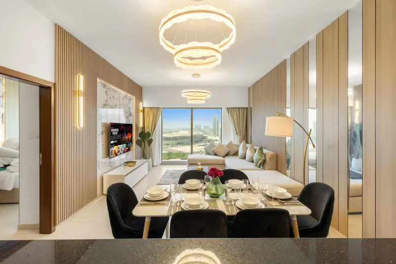 Sophisticated Living in Gate Tower: Pool & Gym