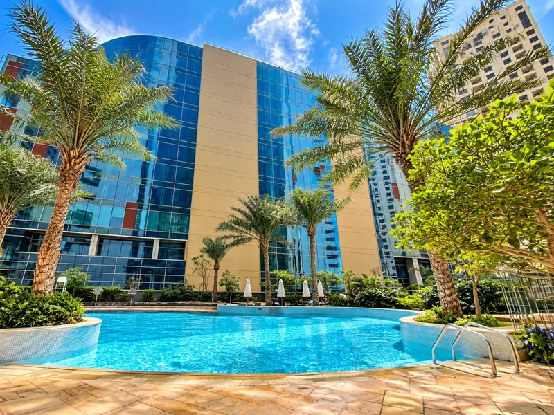 JBR Horizon Haven: Sea View, Pool & Fitness Center