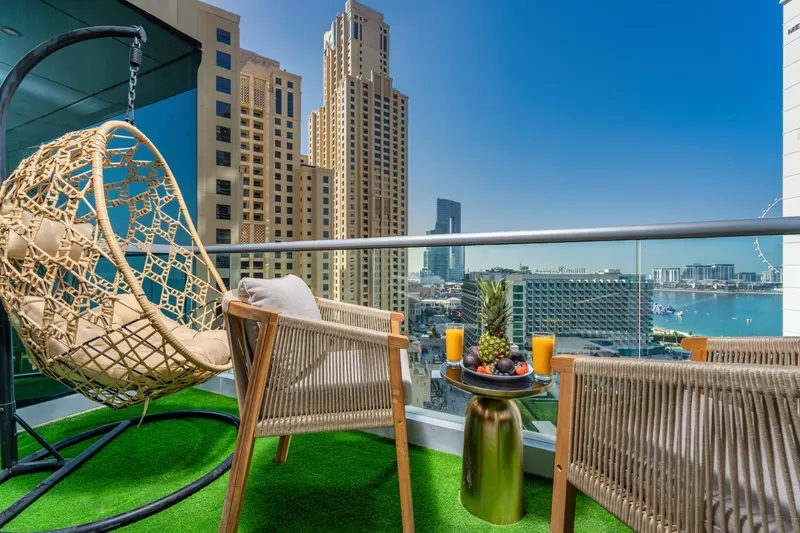 JBR Horizon Haven: Sea View, Pool & Fitness Center