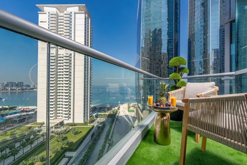 JBR Horizon Haven: Sea View, Pool & Fitness Center