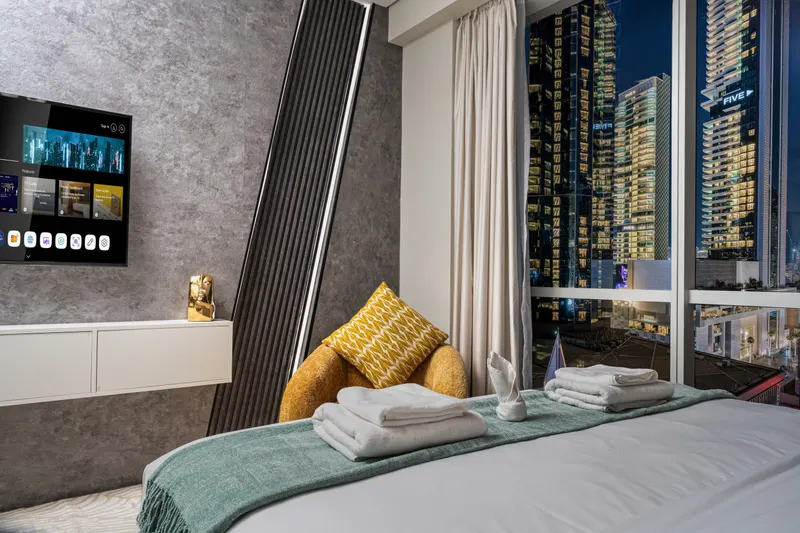 JBR Horizon Haven: Sea View, Pool & Fitness Center