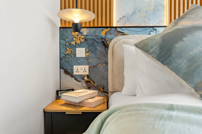 Dream Escape in Radiant Boulevard