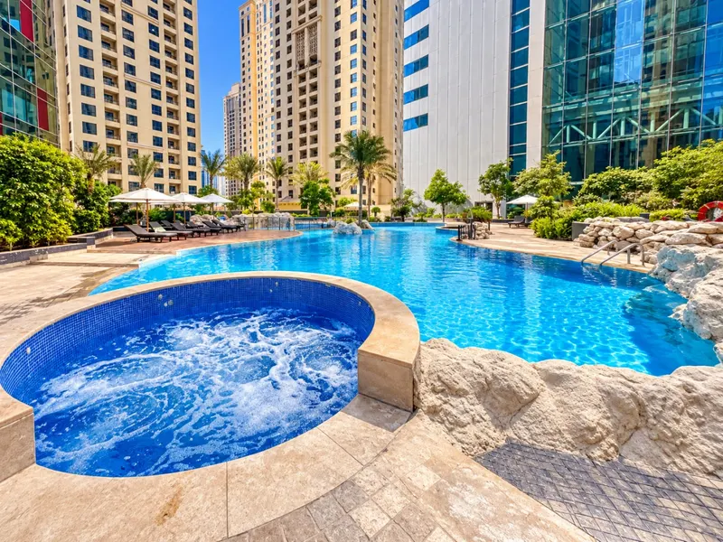 JBR Tropical Escape: Amazing Sea Views, Pool & Gym