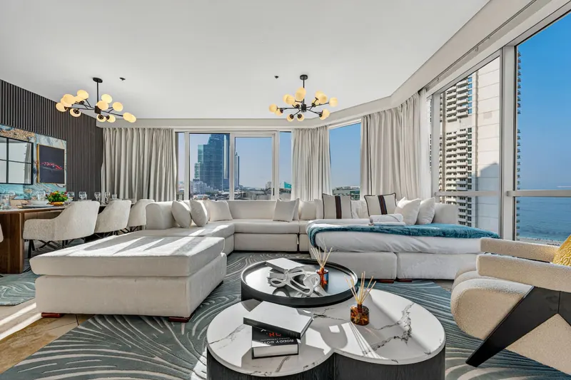 JBR Tropical Escape: Amazing Sea Views, Pool & Gym