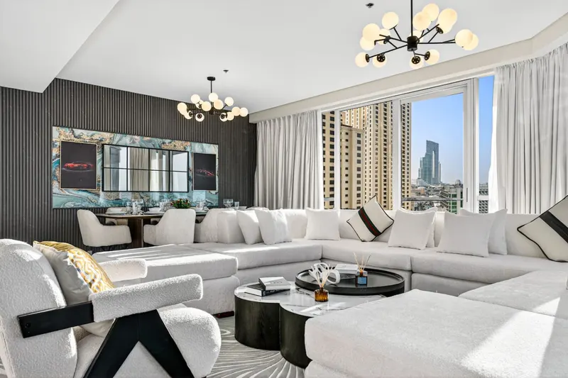 JBR Tropical Escape: Amazing Sea Views, Pool & Gym