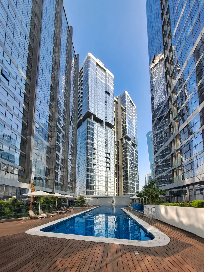 Sublime Oasis in Radiant Boulevard
