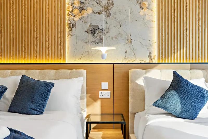 Sublime Oasis in Radiant Boulevard