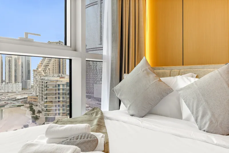 Vibrant Haven in Radiant Boulevard