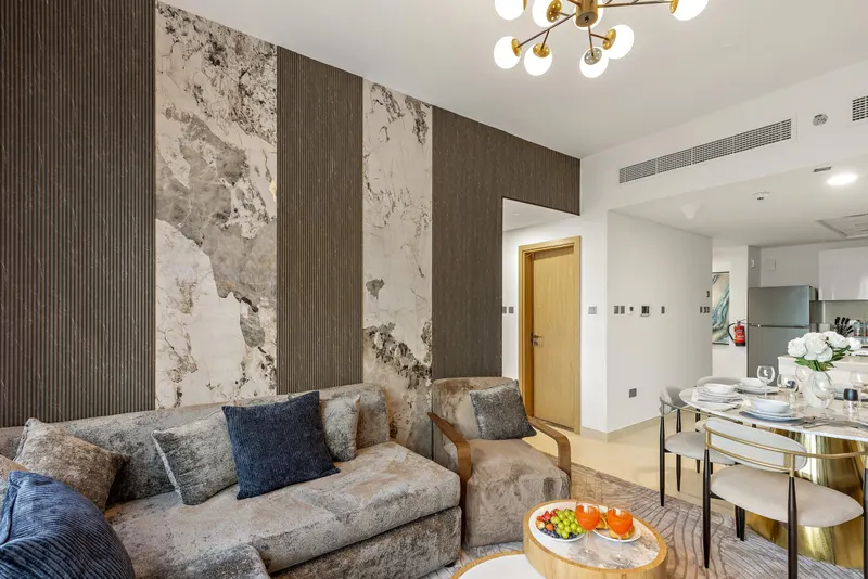 Vibrant Haven in Radiant Boulevard