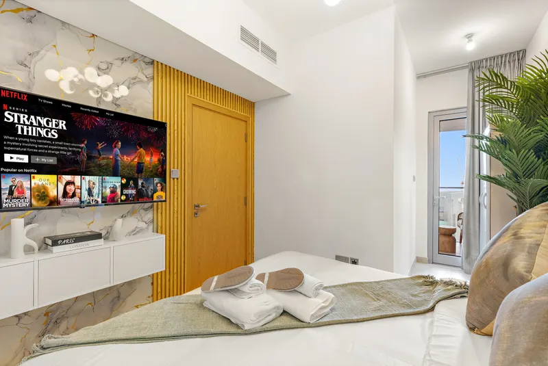 Vibrant Haven in Radiant Boulevard