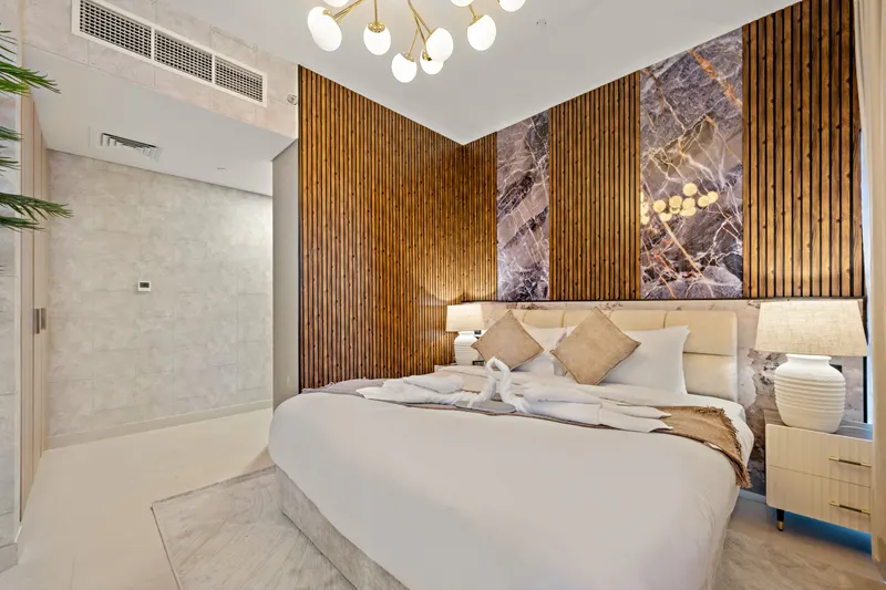 Blissful Haven in Radiant Boulevard