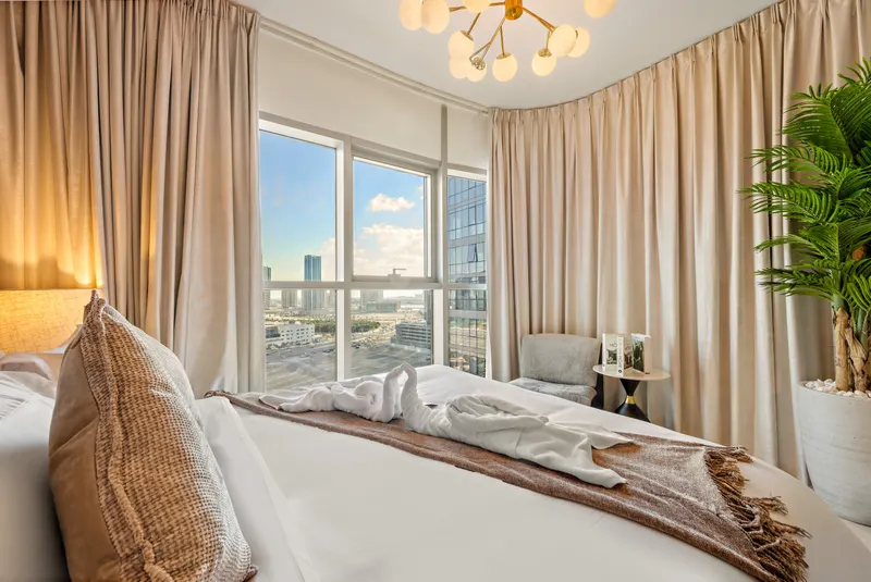 Blissful Haven in Radiant Boulevard