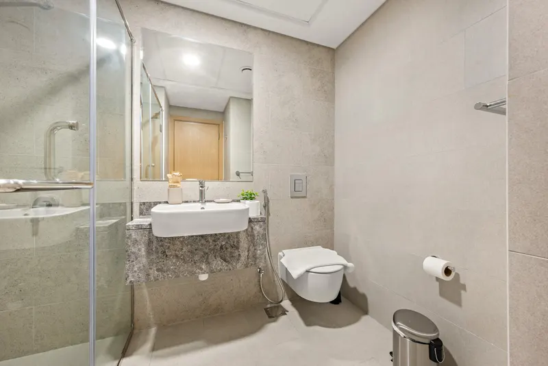 Blissful Haven in Radiant Boulevard