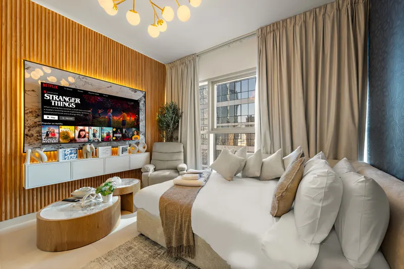 Blissful Haven in Radiant Boulevard