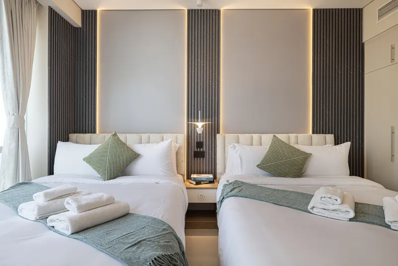 JBR Luxe Seaviews w/ Alfa Gaming Set: Pool & Gym