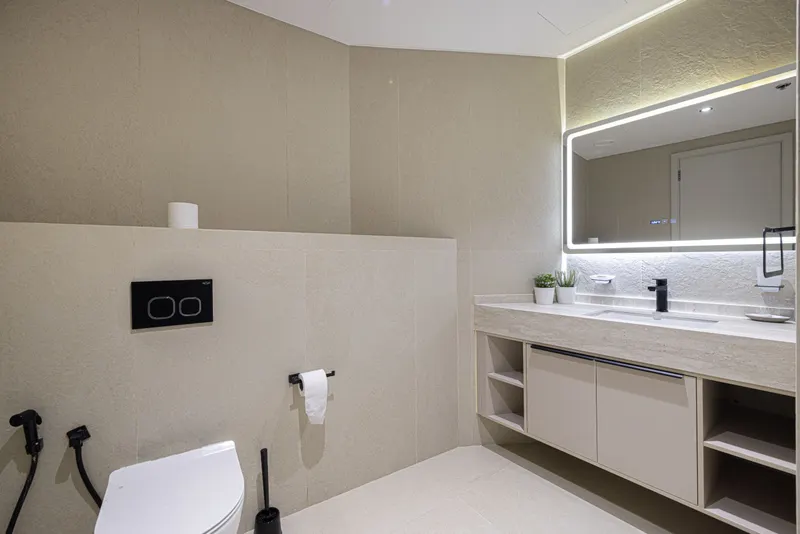 JBR Luxe Seaviews w/ Alfa Gaming Set: Pool & Gym