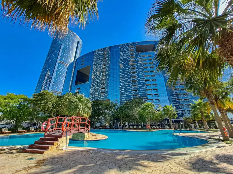 Grand Oasis in Gate Tower w/ Pool & Gym