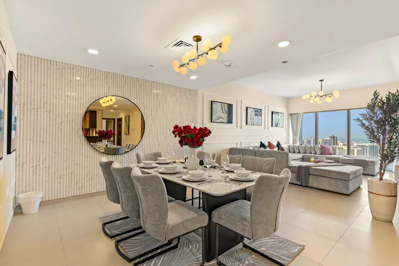 Grand Oasis in Gate Tower w/ Pool & Gym