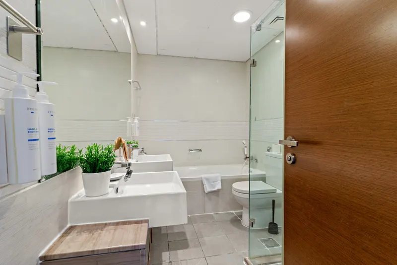 Grand Oasis in Gate Tower w/ Pool & Gym