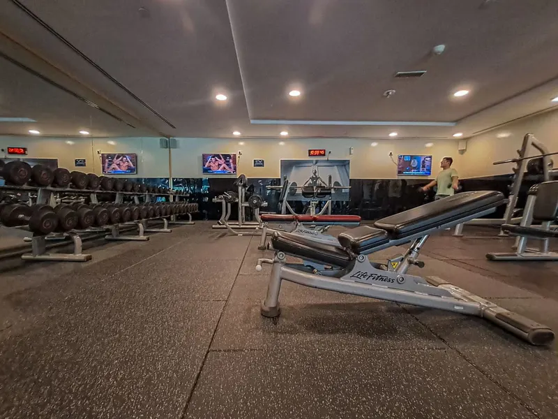 Grand Oasis in Gate Tower w/ Pool & Gym