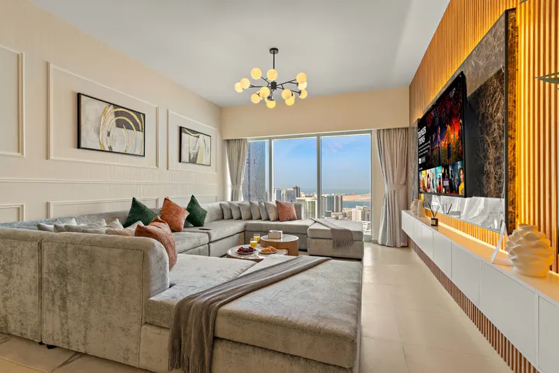 Grand Oasis in Gate Tower w/ Pool & Gym