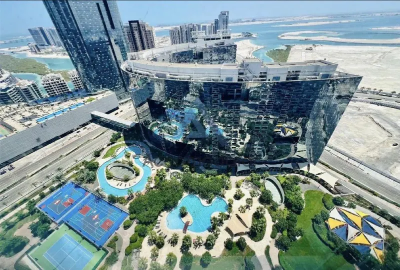 Grand Oasis in Gate Tower w/ Pool & Gym