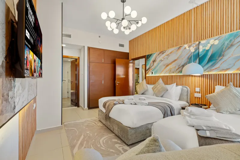 Calm Oasis in Gate Tower w/ Pool & Gym