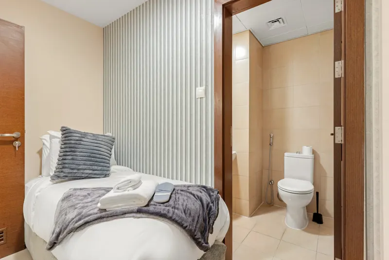 Calm Oasis in Gate Tower w/ Pool & Gym