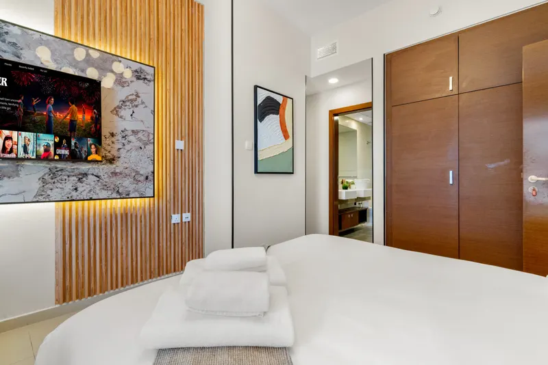 Calm Oasis in Gate Tower w/ Pool & Gym
