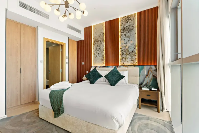 Hidden Oasis in Radiant Boulevard