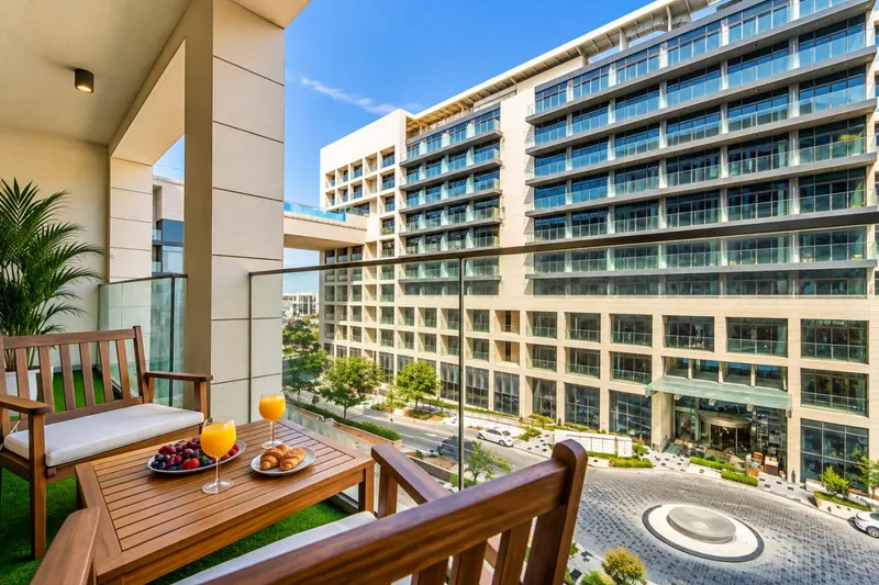 Tranquil Apt in Saadiyat: Pool & Gym