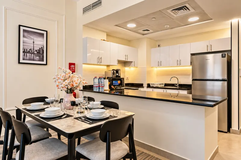 Tranquil Apt in Saadiyat: Pool & Gym