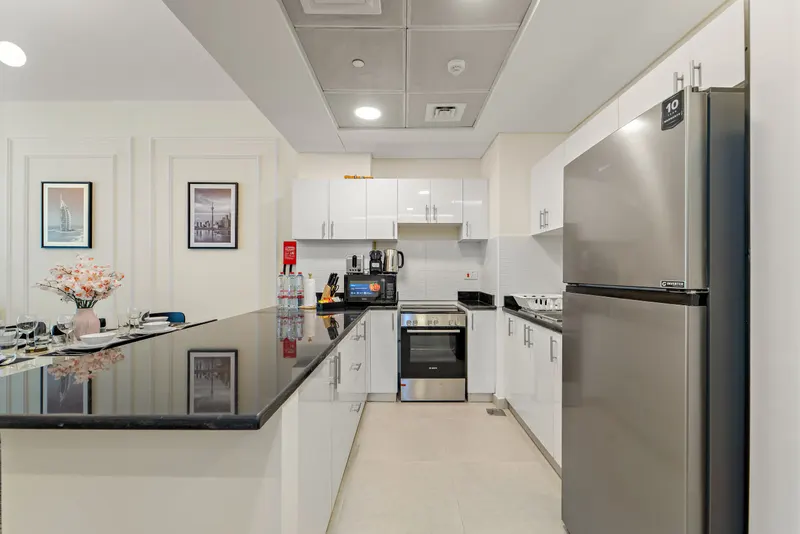 Tranquil Apt in Saadiyat: Pool & Gym