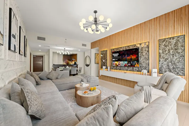 Luxe Hideout in Gate Tower | Pool & Gym