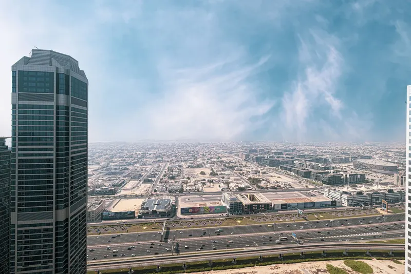 Luxe High-End Apt: Infinity Pool w/ Burj View