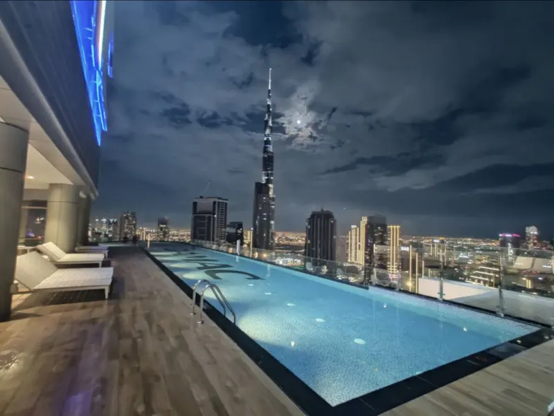 Luxe High-End Apt: Infinity Pool w/ Burj View