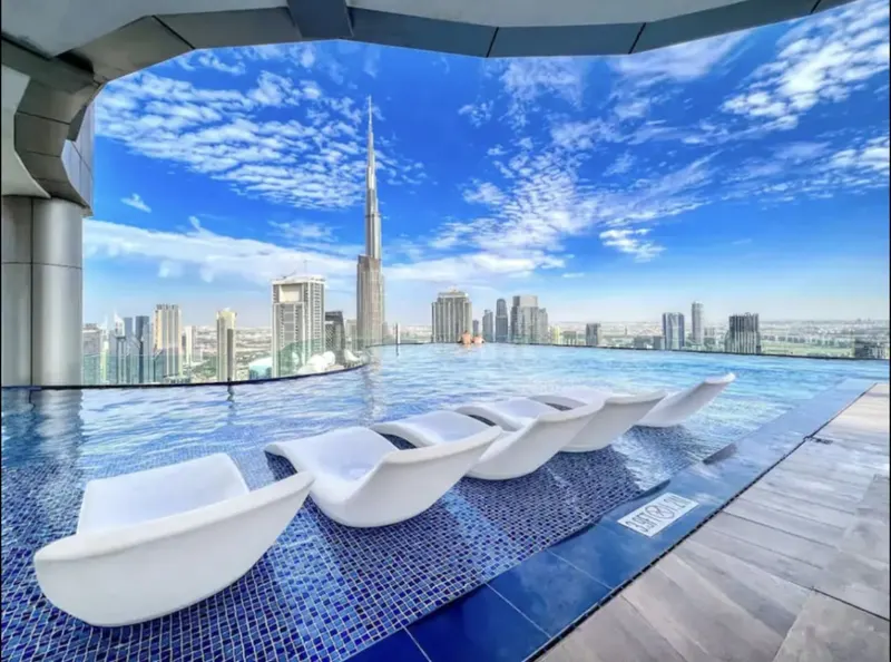 Majestic Infinity Pool - Burj Khalifa Views