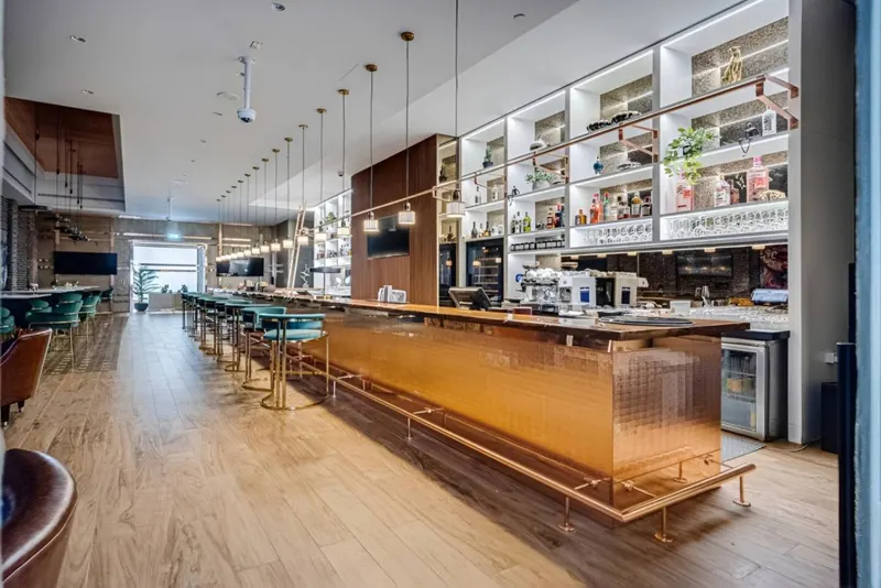Majestic Infinity Pool - Burj Khalifa Views