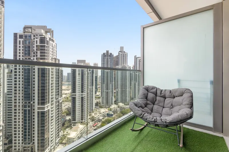 Extravagant Living: Infinity Pool w/ Burj View